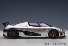 Indlæs billede til gallerivisning KOENIGSEGG AGERA RS 2015 MOON SILVER CARBON BLACK