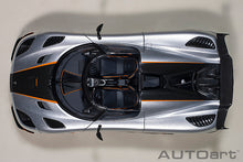 Indlæs billede til gallerivisning KOENIGSEGG AGERA RS 2015 MOON SILVER CARBON BLACK