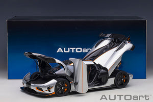 KOENIGSEGG AGERA RS 2015 MOON SILVER CARBON BLACK