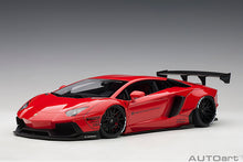 Indlæs billede til gallerivisning Liberty Walk Lamborghini Aventador, red 1:18