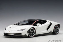 Indlæs billede til gallerivisning Lamborghini Centenario, bianco isis 1:18
