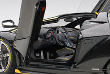 Indlæs billede til gallerivisning Lamborghini Centenario Roadster, clear carbon/yellow accents 1:18