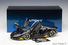 Indlæs billede til gallerivisning Lamborghini Centenario Roadster, clear carbon/yellow accents 1:18