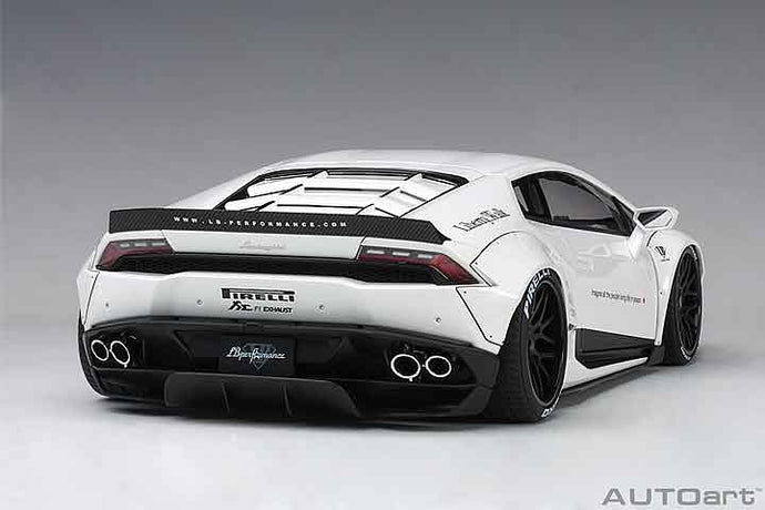 Liberty Walk Lamborghini Huracan, white 1:18