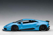 Indlæs billede til gallerivisning Liberty Walk Lamborghini Huracan, blue metallic 1:18