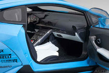 Indlæs billede til gallerivisning Liberty Walk Lamborghini Huracan, blue metallic 1:18