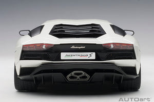 2017 Lamborghini Aventador S, white  1:18