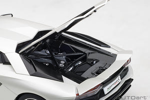 2017 Lamborghini Aventador S, white  1:18