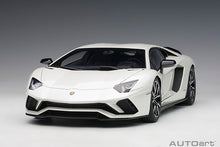 Indlæs billede til gallerivisning 2017 Lamborghini Aventador S, white  1:18