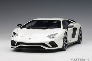 2017 Lamborghini Aventador S, white  1:18