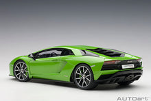 Indlæs billede til gallerivisning LAMBORGHINI AVENTADOR S 2017 PEARL GREEN
