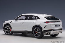 Indlæs billede til gallerivisning Lamborghini Urus, white 1:18