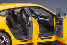 Indlæs billede til gallerivisning Lamborghini Urus, yellow 1:18