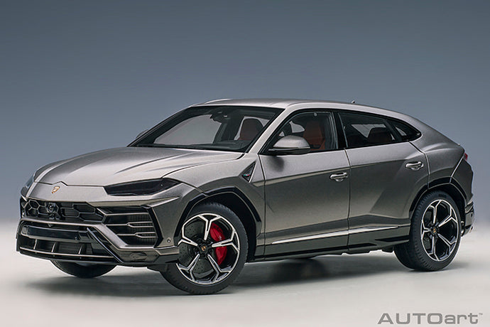 LAMBORGHINI URUS 2018 TITAN GREY MATT GREY