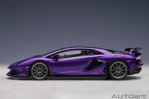 Lamborghini Aventador SVJ, viola pasifae 1:18