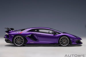 Lamborghini Aventador SVJ, viola pasifae 1:18