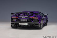 Indlæs billede til gallerivisning Lamborghini Aventador SVJ, viola pasifae 1:18