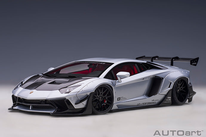Liberty Walk Lamborghini Aventador, silver matt metallic 1:18