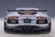 Indlæs billede til gallerivisning LIBERTY WALK LB-WORKS 2018 LAMBORGHINI AVENTADOR LIMITED SILVER 1:18