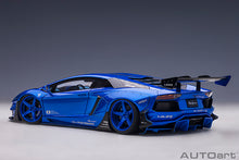 Indlæs billede til gallerivisning Liberty Walk Lamborghini Aventador, hyper blue 1:18