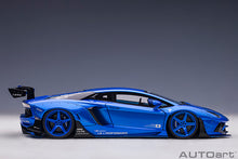 Indlæs billede til gallerivisning Liberty Walk Lamborghini Aventador, hyper blue 1:18