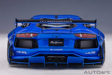 Indlæs billede til gallerivisning Liberty Walk Lamborghini Aventador, hyper blue 1:18