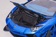 Indlæs billede til gallerivisning Liberty Walk Lamborghini Aventador, hyper blue 1:18