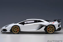 Indlæs billede til gallerivisning LAMBORGHINI AVENTADOR SVJ 2018 WHITE