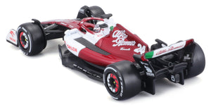 Alfa Romeo F1 TEAM ORLEN C42 #24 GUANYU ZHOU 2022 with helmet Formel 1 1:43