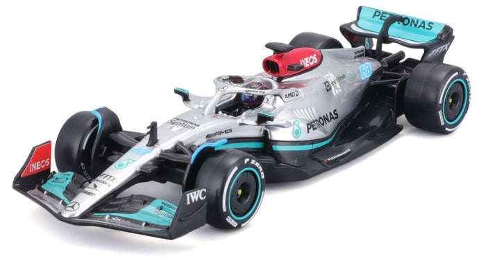 Mercedes Benz AMG W13E PERFORMANCE #63 GEORGE RUSSELL 2022 with helmet Formel 1 1:43