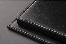 Indlæs billede til gallerivisning 1:24 Mulhouse Deluxe Display Case with Leather Black Base