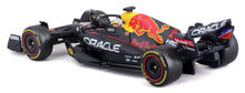 Indlæs billede til gallerivisning Red Bull RB18 #1 MAX VERSTAPPEN 2022 with helmet Formel 1 1:43