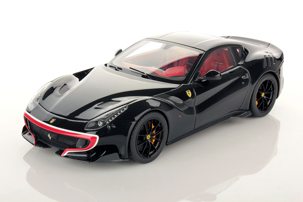 FERRARI F12 TDF SPECIAL SERIES BLACK W/RED LIVERY C/VETRINA 1:18