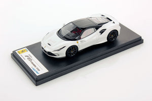 FERRARI F8 TRIBUTO CERVINO WHITE W/BLACK ROOF 1:43