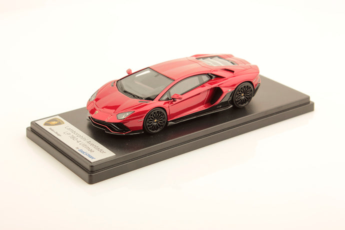 LAMBORGHINI AVENTADOR ULTIMAE ROSSO EFESTO 1:43