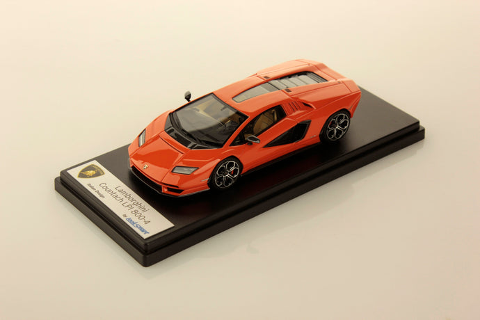 LAMBORGHINI COUNTACH LPI 800-4 ORANGE 1:43