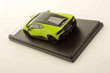 Indlæs billede til gallerivisning LAMBORGHINI HURACAN EVO FLUO CAPSULE SHOCK GREEN 1:43