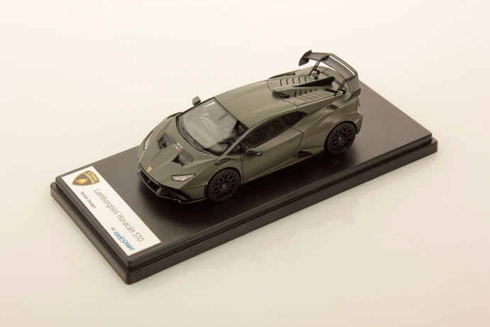 LAMBORGHINI HURACAN STO TURBINE GREEN 1:43