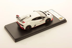 LAMBORGHINI HURACAN STO MONOCREUS WHITE 1:43