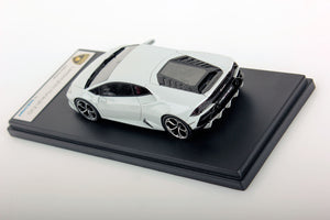 LAMBORGHINI HURACAN EVO BIANCO ICARUS (METALLIC) 1:43