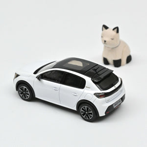 Peugeot 208 GT Line 2019 - Pearl White