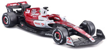 Indlæs billede til gallerivisning Alfa Romeo F1 TEAM ORLEN C42 #24 GUANYU ZHOU 2022 Formel 1 1:43